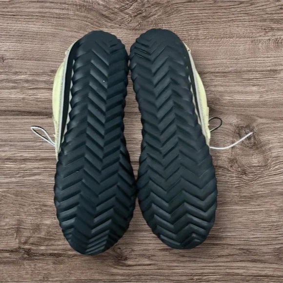 Sorel Women's Winter Boots in Yellow and Black - Picture 8 of 8